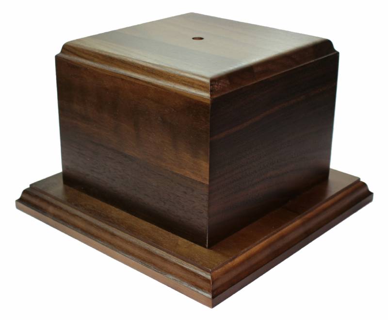 Walnut Trophy Base - 4 Tier - Trophies and Awards with Expert Engraving and  Imprinting